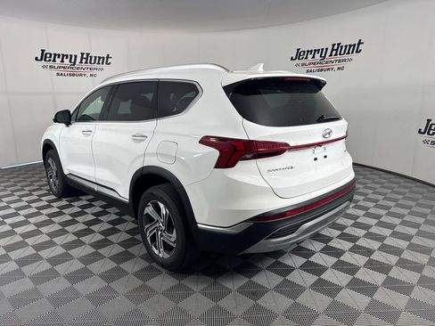 Used 2023 Hyundai Santa Fe SEL w/ Premium Package image 9