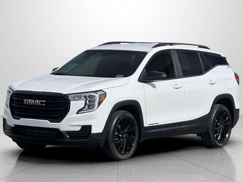 Used 2024 GMC Terrain SLE w/ Driver Convenience Package image 8
