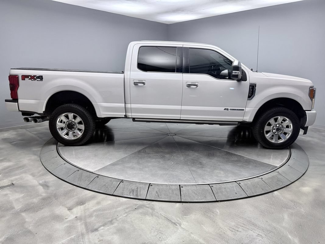 Used 2018 Ford F350 Platinum w/ Platinum Ultimate Package AWD/4WD image 4
