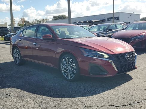 New 2025 Nissan Altima 2.5 SL image 3