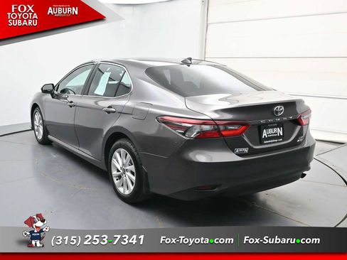 Used 2023 Toyota Camry LE AWD/4WD image 16
