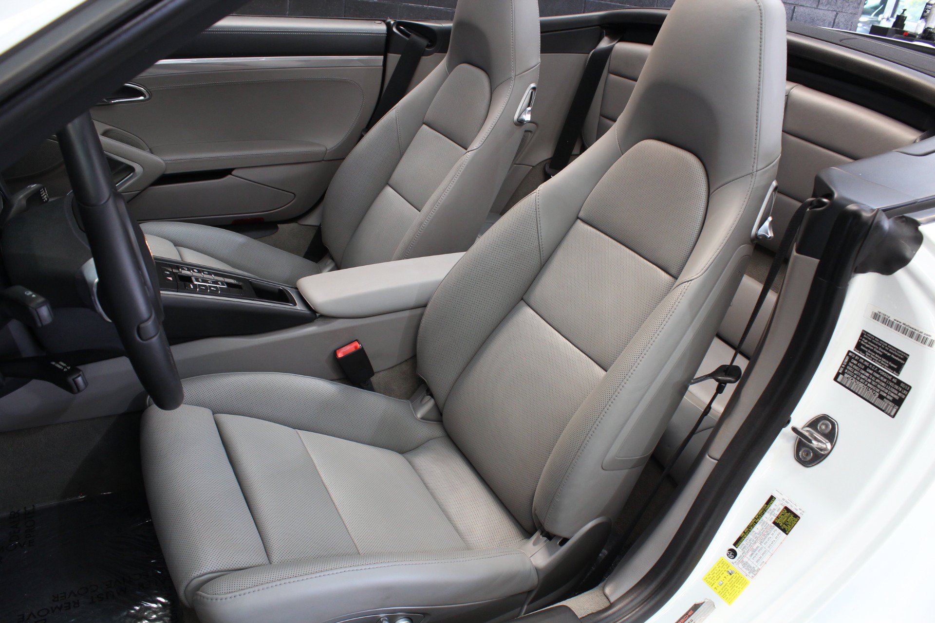 Used 2013 Porsche 911 Carrera 4S AWD/4WD image 38