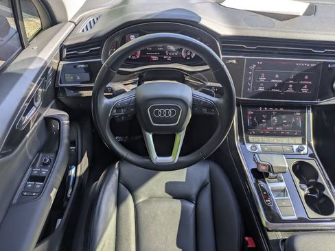 Used 2023 Audi Q7 2.0T Premium w/ Convenience Package AWD/4WD image 17