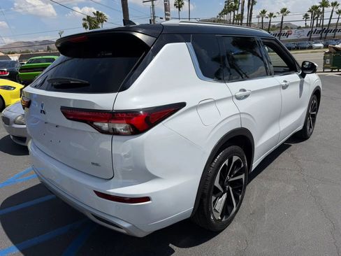 Used 2024 Mitsubishi Outlander SEL FWD image 10