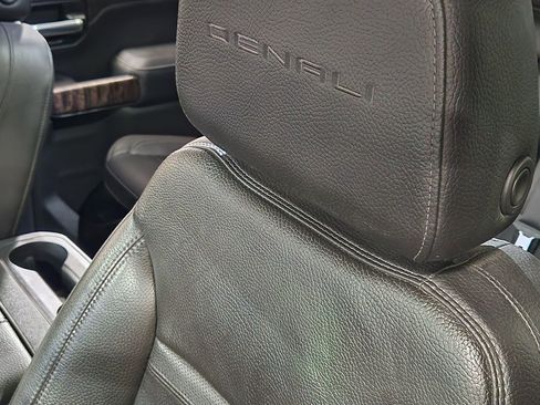 Used 2019 GMC Sierra 1500 Denali image 34