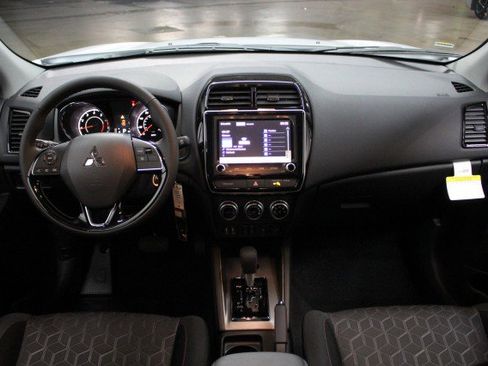 New 2026 Mitsubishi Outlander Sport LE AWD/4WD image 19