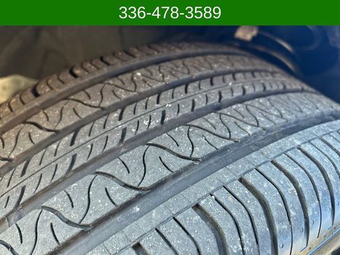 Used 2024 Ford Mustang Coupe image 27