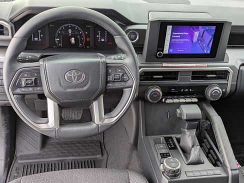New 2026 Toyota 4Runner SR5 AWD/4WD image 14