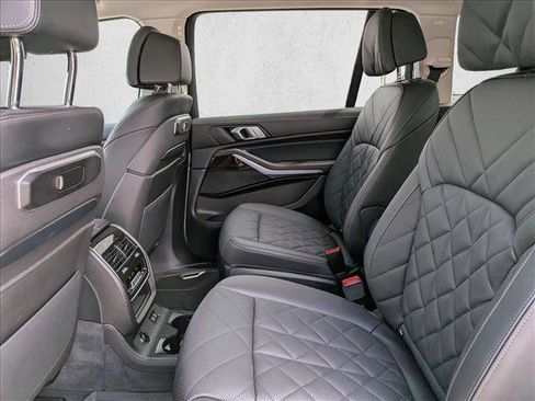 Certified 2024 BMW X7 xDrive40i w/ Climate Comfort Package AWD/4WD image 20