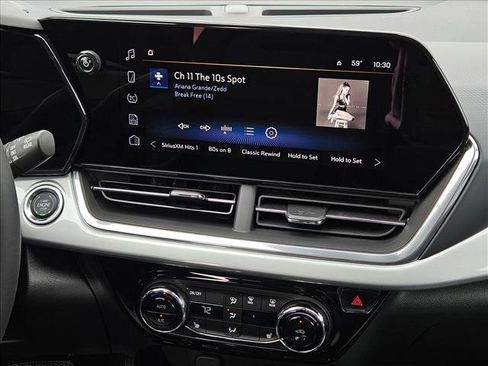 New 2026 Chevrolet Trax LT w/ Driver Confidence Package image 15