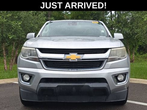 Used 2016 Chevrolet Colorado LT w/ LT Convenience Package RWD image 2