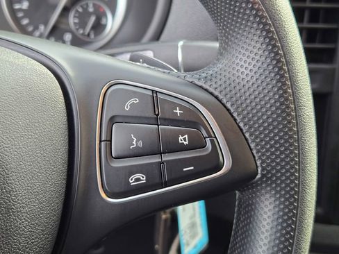 Used 2023 Mercedes-Benz Metris image 20