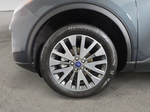 Used 2022 Ford Escape Titanium AWD/4WD image 14