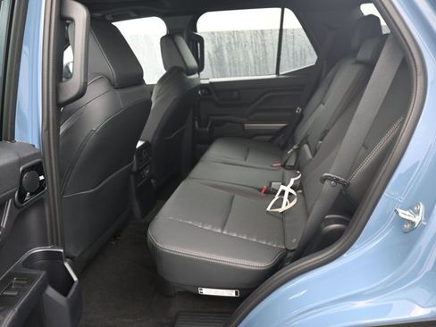 Used 2026 Toyota 4Runner TRD Sport Premium image 18