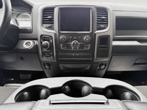 Used 2019 RAM 1500 Express w/ Wheel & Sound Group AWD/4WD image 17