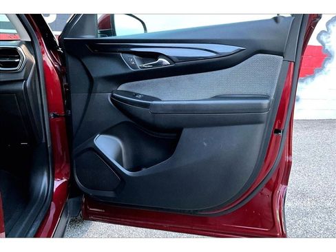 Used 2025 Chevrolet TrailBlazer LT image 19