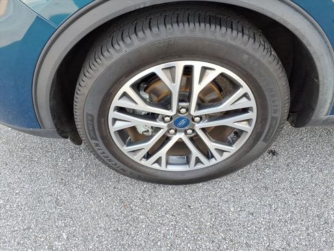 Used 2020 Ford Escape SEL image 7