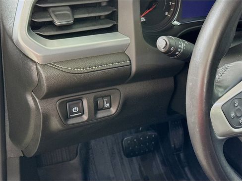 Used 2017 GMC Acadia SLT image 14