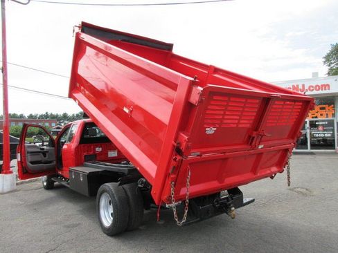 Used 2021 Ford F550 4x4 SuperCab Super Duty image 5