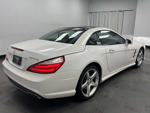 Used 2016 Mercedes-Benz SL 550 w/ Driver Assistance Package image 7