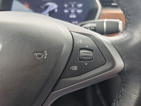 Used 2020 Tesla Model X Long Range image 19