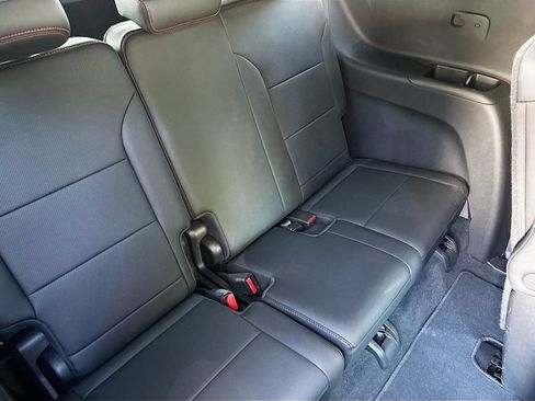 Used 2026 Chevrolet Traverse Z71 w/ Driver Confidence Package AWD/4WD image 27