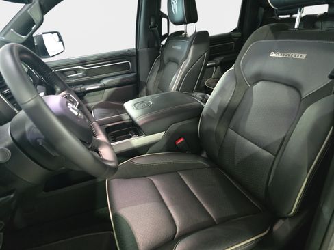 Used 2024 RAM 1500 Laramie AWD/4WD image 12