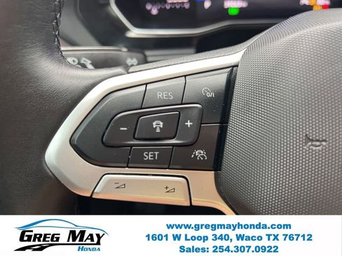 Used 2024 Volkswagen Jetta SE w/ Panoramic Sunroof Package FWD image 26