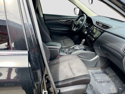 Used 2019 Nissan Rogue S image 26