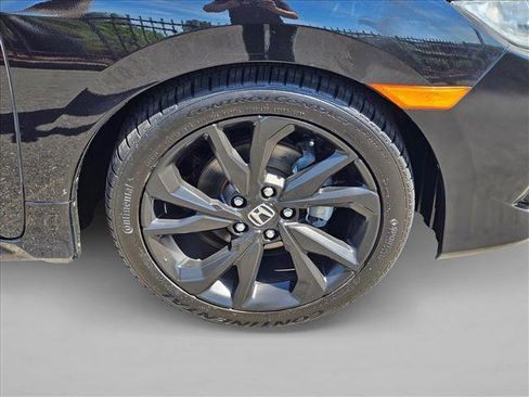 Used 2019 Honda Civic Sport image 9