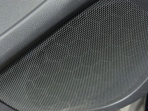 Used 2019 Subaru Ascent Premium image 22