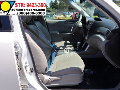 Used 2011 Subaru Forester 2.5X Touring w/ Popular Equipment Group 4B AWD/4WD image 20
