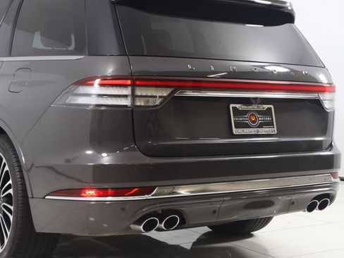 Used 2023 Lincoln Aviator Black Label w/ Dynamic Handling Package AWD/4WD image 24
