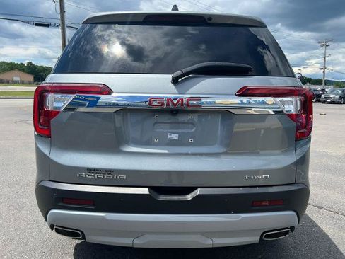 Used 2023 GMC Acadia SLT w/ Technology Package AWD/4WD image 6