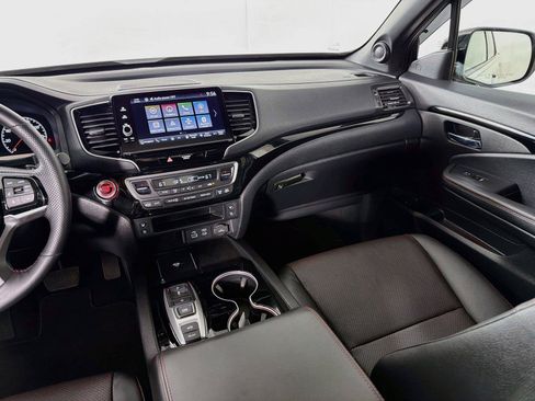Used 2025 Honda Ridgeline Black Edition image 28