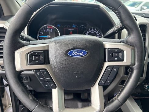 Used 2019 Ford F350 Lariat image 14