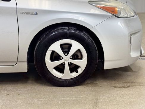 Used 2013 Toyota Prius Four image 4
