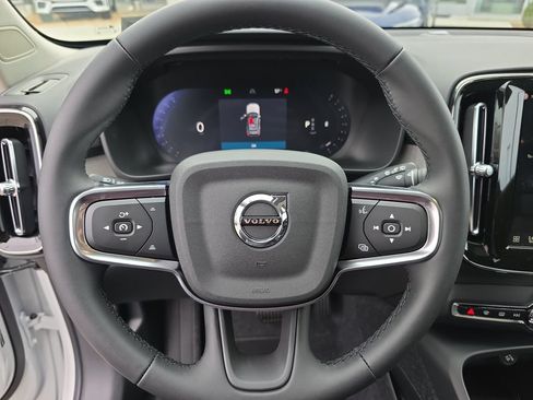 Used 2026 Volvo XC40 B5 Plus w/ Protection Package Premier AWD/4WD image 13