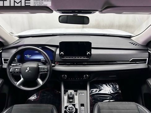 Used 2024 Mitsubishi Outlander Ralliart image 28