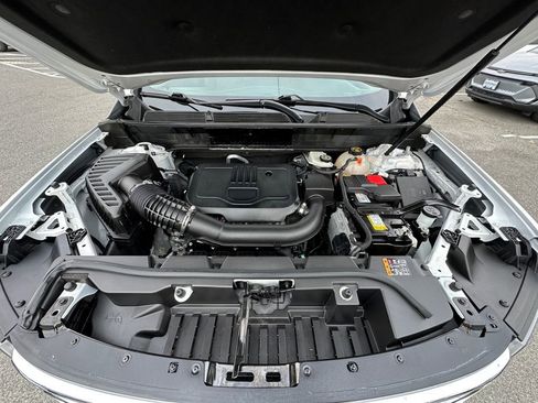 Used 2023 GMC Acadia SLT w/ Preferred Package image 27