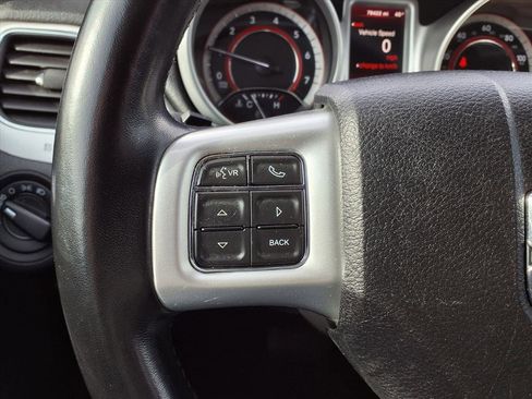 Used 2020 Dodge Journey SE w/ SE Popular Equipment Group image 23