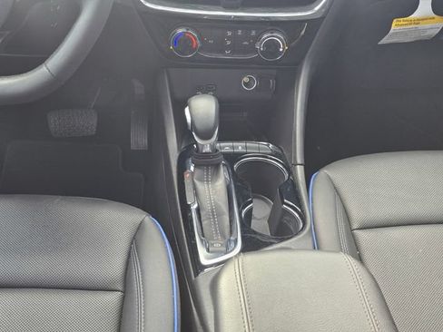 Used 2025 Buick Encore GX Sport Touring w/ Advanced Technology Package FWD image 17
