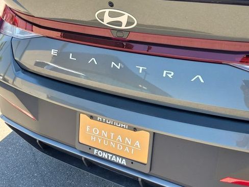 New 2026 Hyundai Elantra SEL Sport FWD image 29