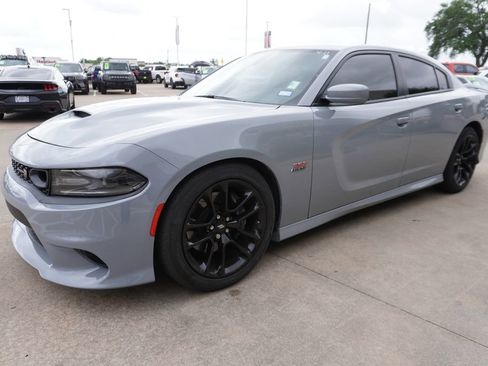 Used 2022 Dodge Charger Scat Pack image 3