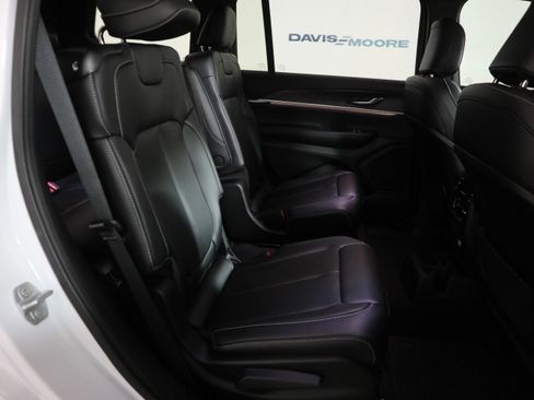 New 2025 Jeep Grand Cherokee L Limited w/ Black Appearance Package image 22