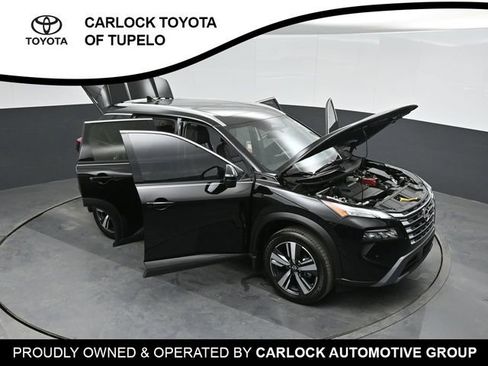 Used 2025 Nissan Rogue SL w/ SL Premium Package image 49