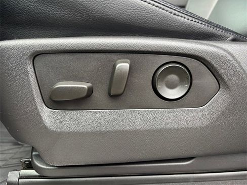 Used 2024 Chevrolet Silverado 1500 RST image 27