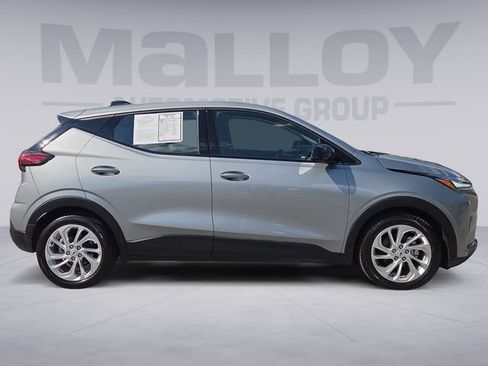 Used 2027 Chevrolet Bolt LT w/ LPO, All-Weather Package FWD image 6