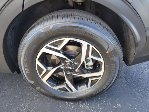 Used 2024 Kia Sportage LX image 24