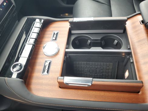 New 2026 Lincoln Navigator L Black Label image 26